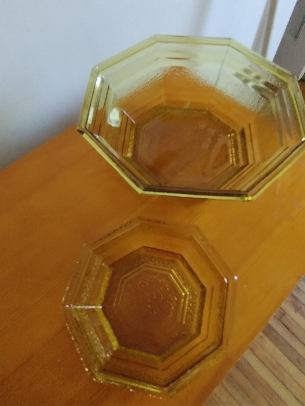 VTG Octogonal Amber Bowls